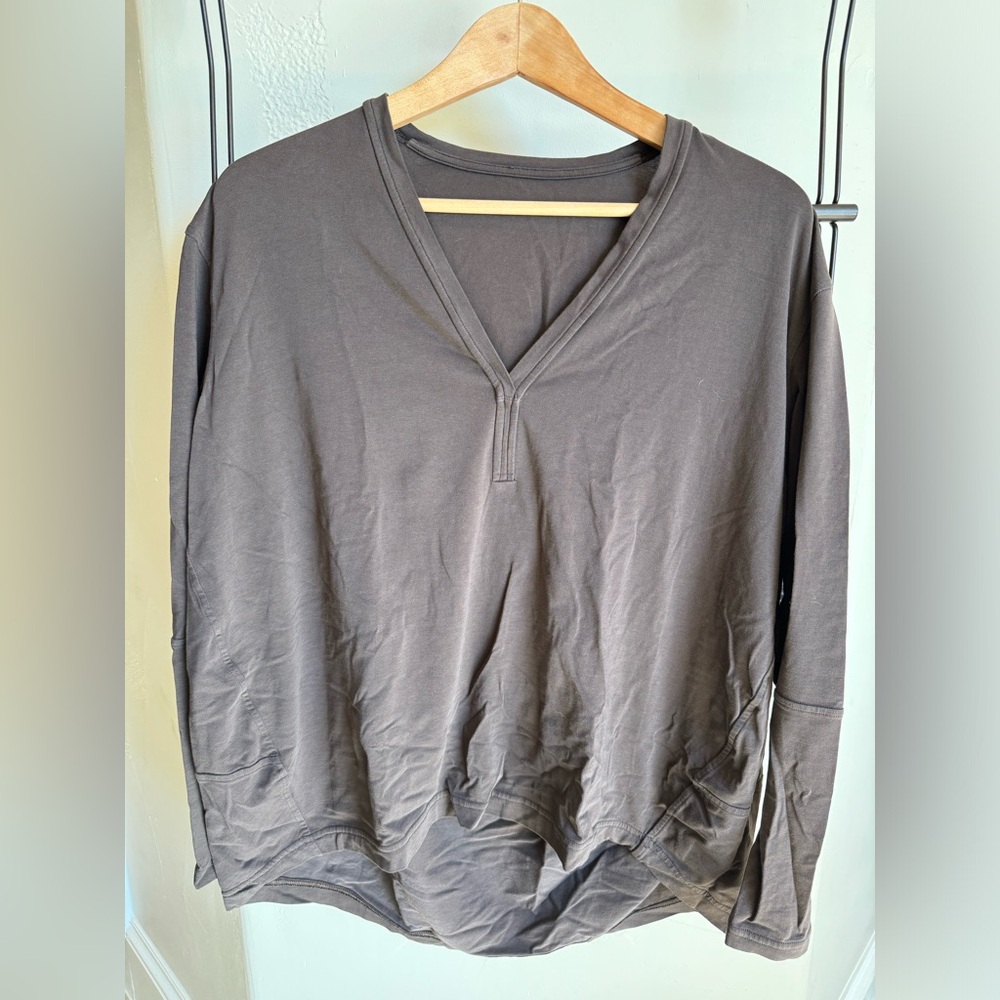 Lululemon Back in Action V-neck Long Sleeve Shirt